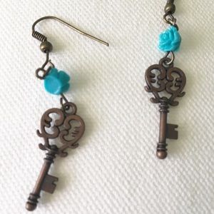 💙Handmade Brass Key Earrings💙